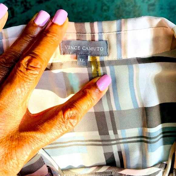 ✨ VINCE CAMUTO✨ Oversized High-Low Plaid Blouse - Picture 12 of 16